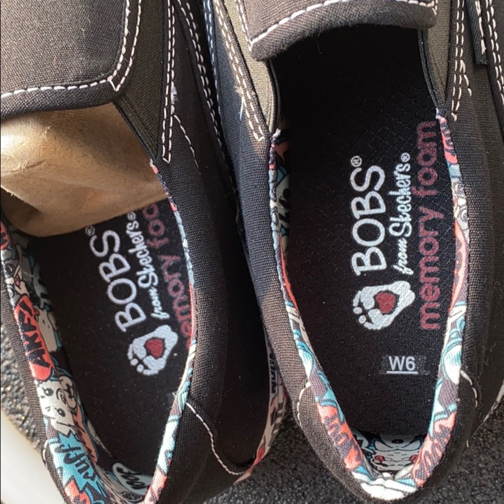 Shoes - Picture 4 of 4
